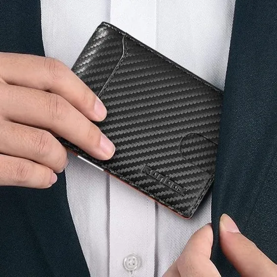 Runbox Slim Wallet