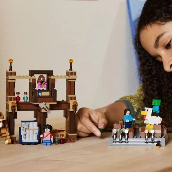 LEGO Minecraft Woodland Mansion Fighting Ring
